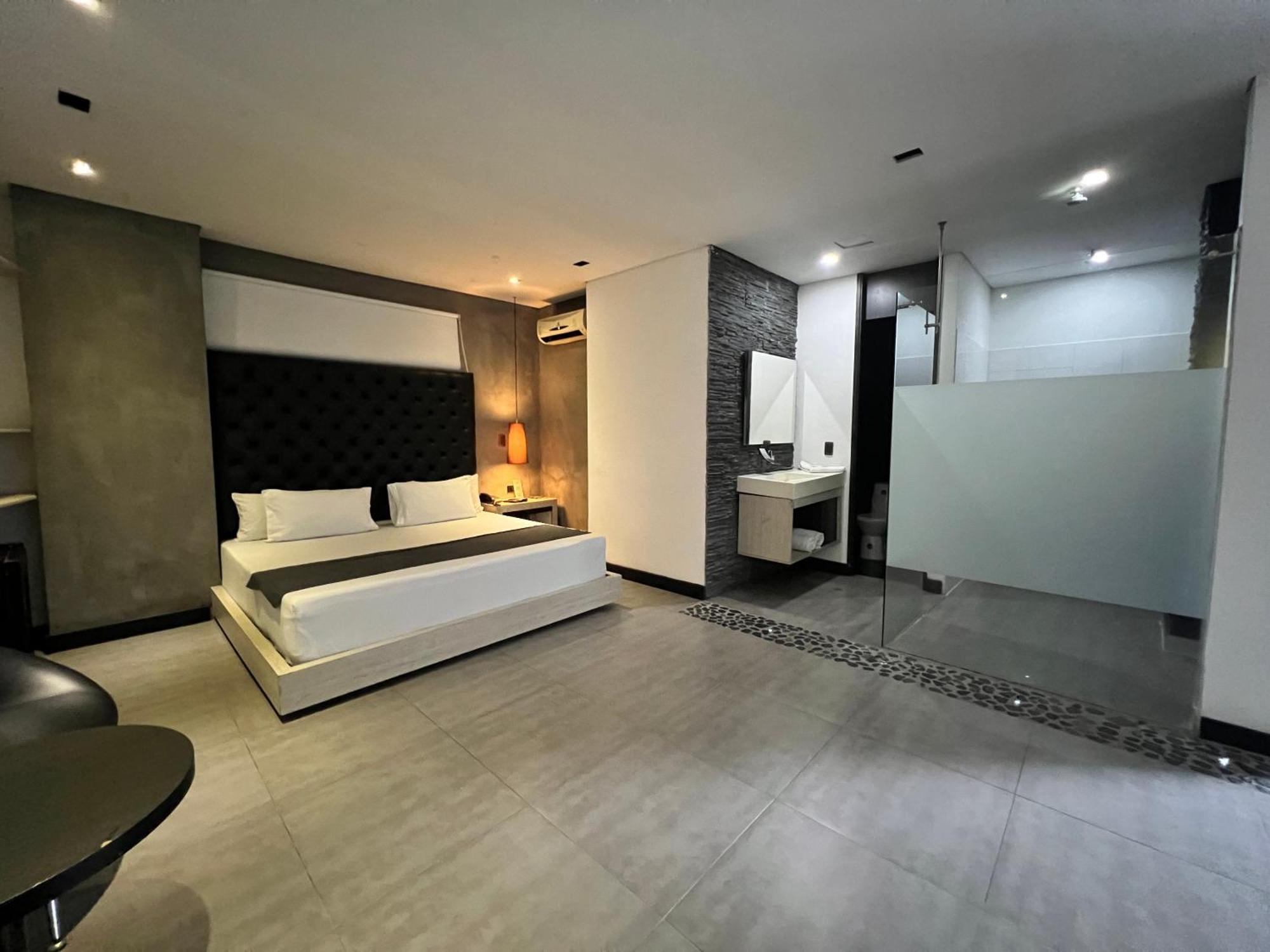 Hotel 47 Medellin Center Esterno foto