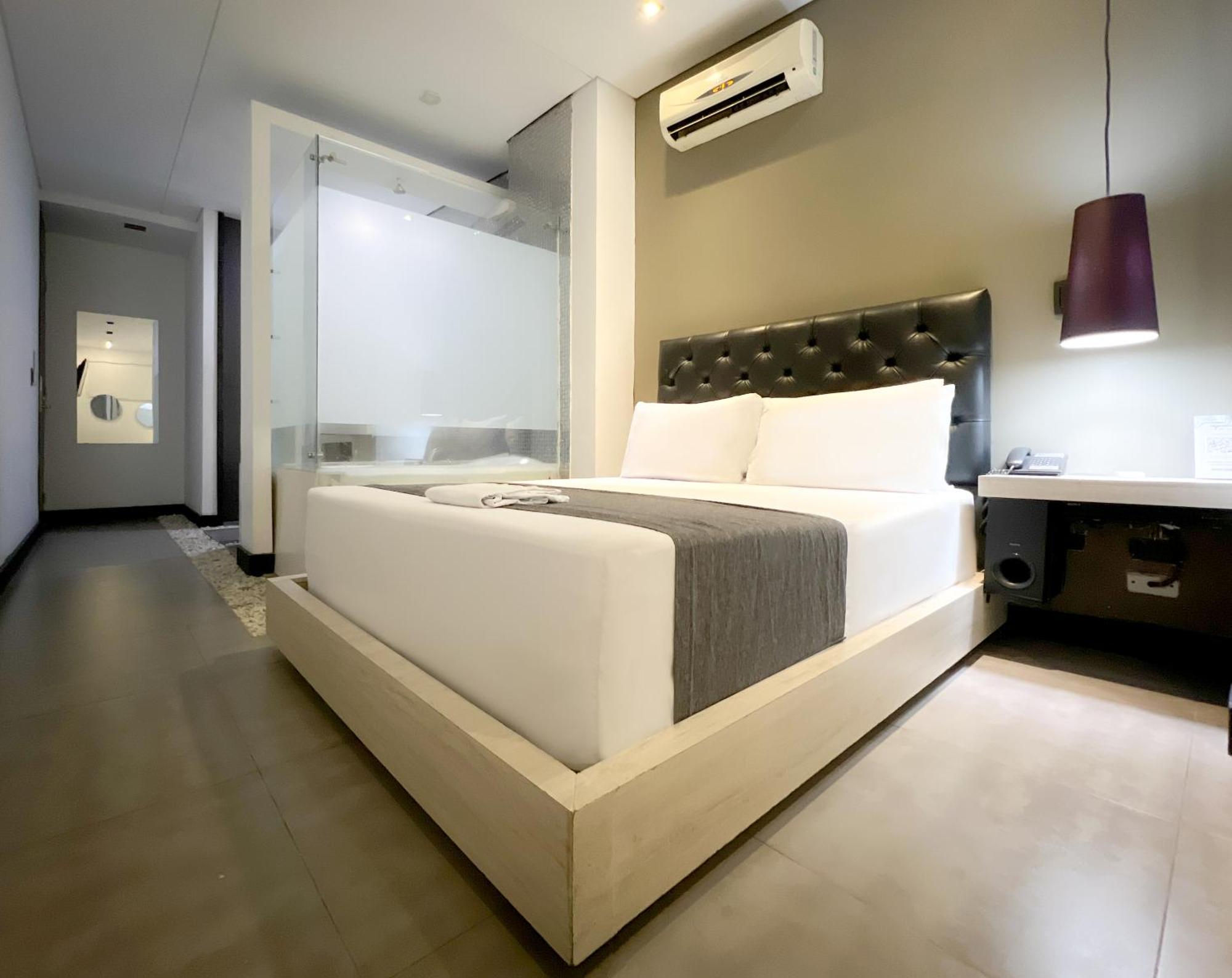Hotel 47 Medellin Center Esterno foto